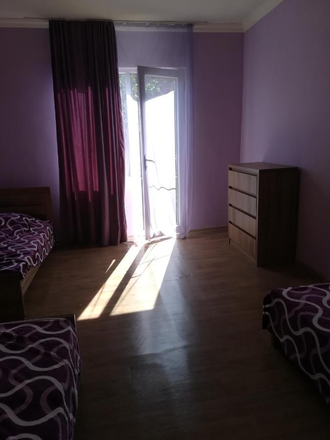 Guest House Luka Manglisi Εξωτερικό φωτογραφία