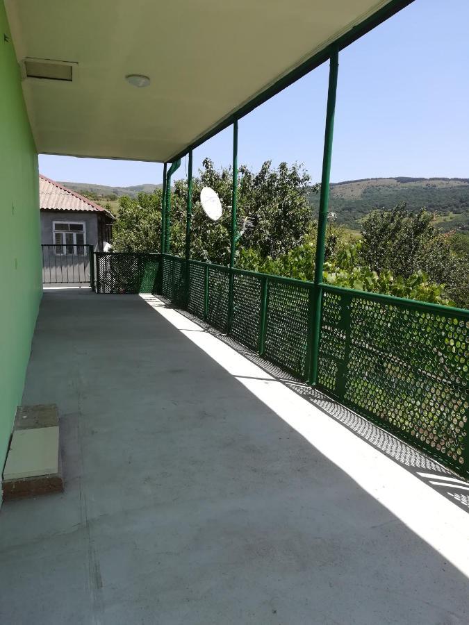 Guest House Luka Manglisi Εξωτερικό φωτογραφία