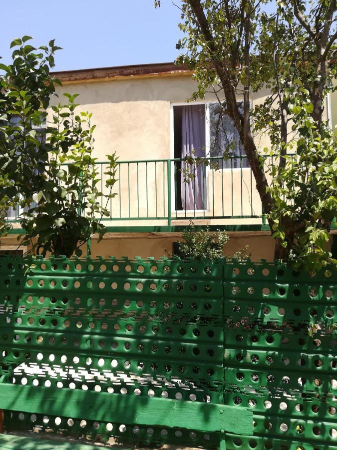 Guest House Luka Manglisi Εξωτερικό φωτογραφία