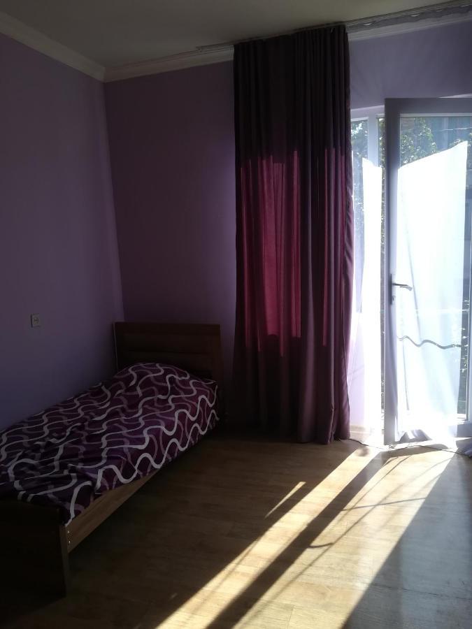 Guest House Luka Manglisi Εξωτερικό φωτογραφία